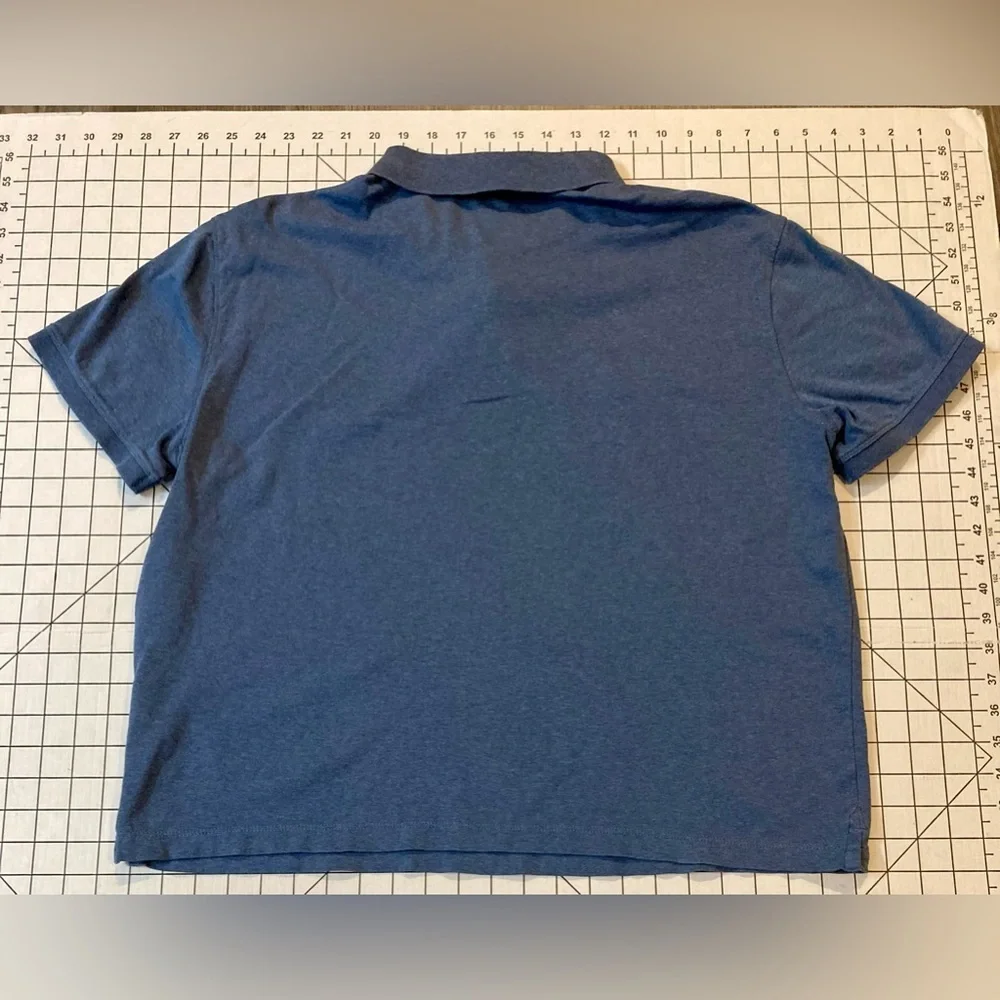 Banana Republic Men’s Size Large‎ Blue Luxe Touch Performance Polo Shirt